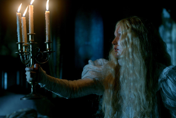 CRIMSONPEAK_web
